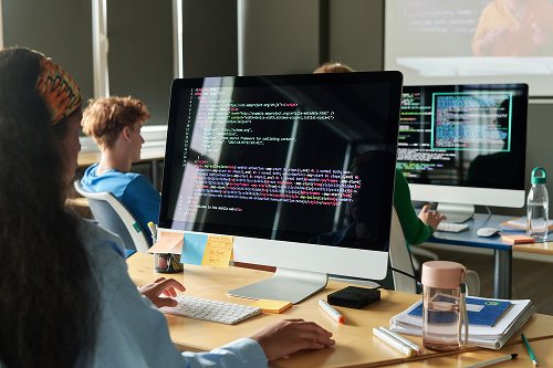 Desarrollo web profesional - Plataformas rápidas, seguras y escalables